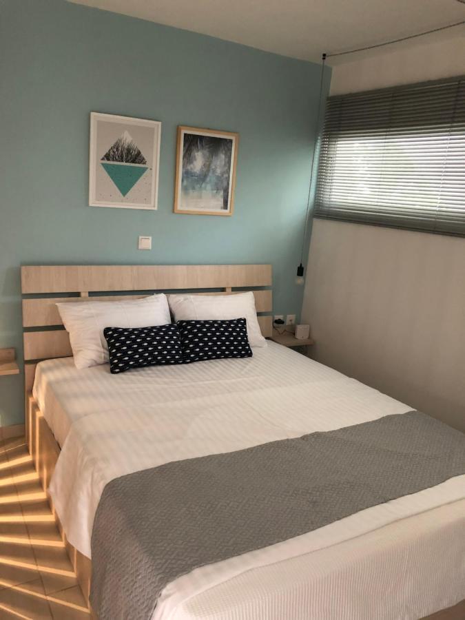 Orfeas Suite Néa Péramos Extérieur photo