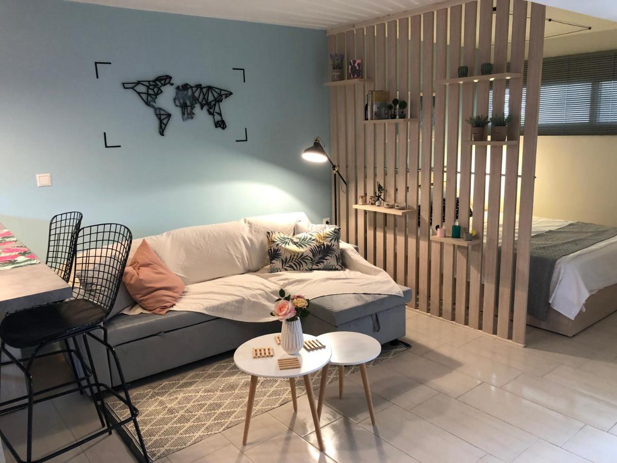 Orfeas Suite Néa Péramos Extérieur photo