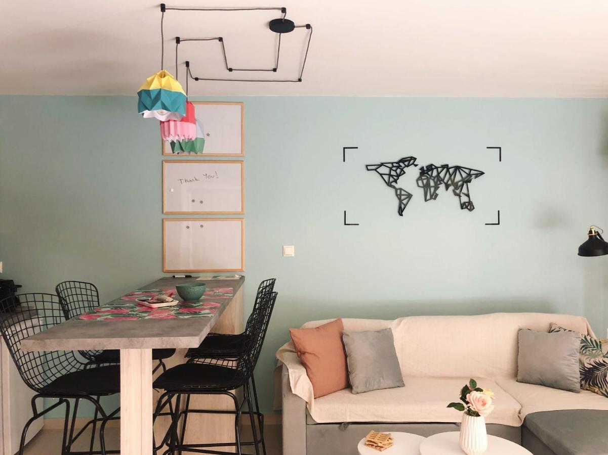 Orfeas Suite Néa Péramos Extérieur photo